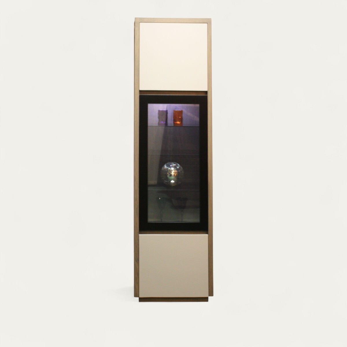 22365_colonne vitrine 2 portes pleines 1 vitrée chêne grisé et laqué made in france sur mesure