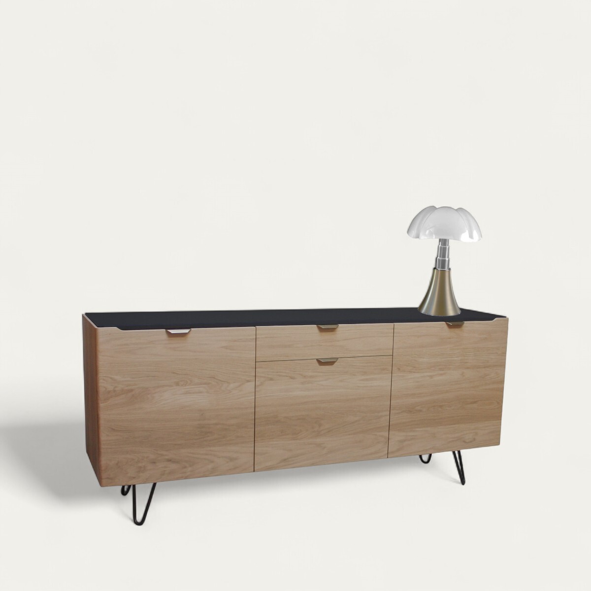 B1165_Buffet 3 portes 1 tiroir ralentisseurs chêne blanchi bois massif laqué noir poignée dorée cuivrée pied métal épingle étagères bois fabrication française Rennes