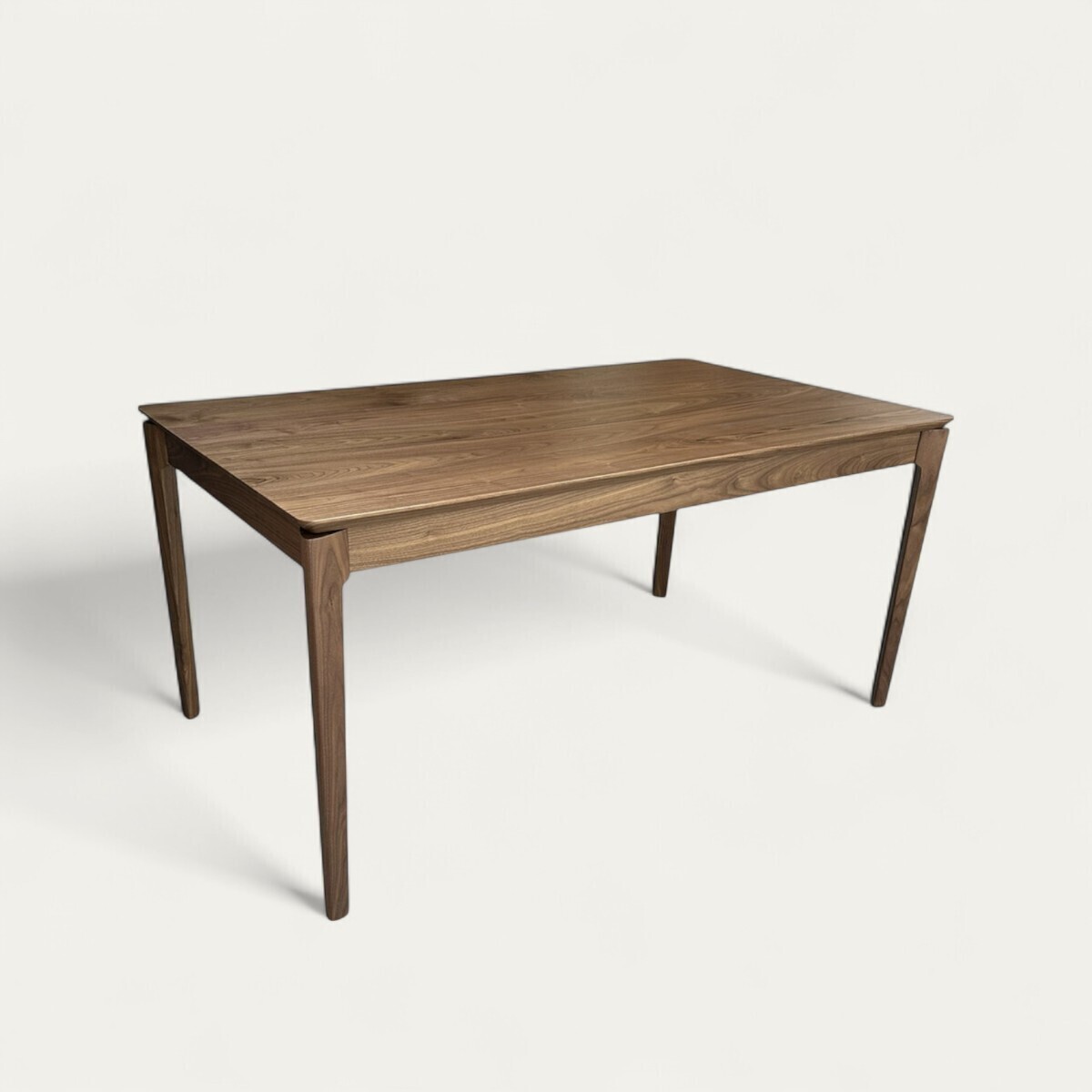 B1565_Table rectangulaire Bridge noyer naturel pied arrondi 1 allonge en bout sur mesure made in france Pirotais