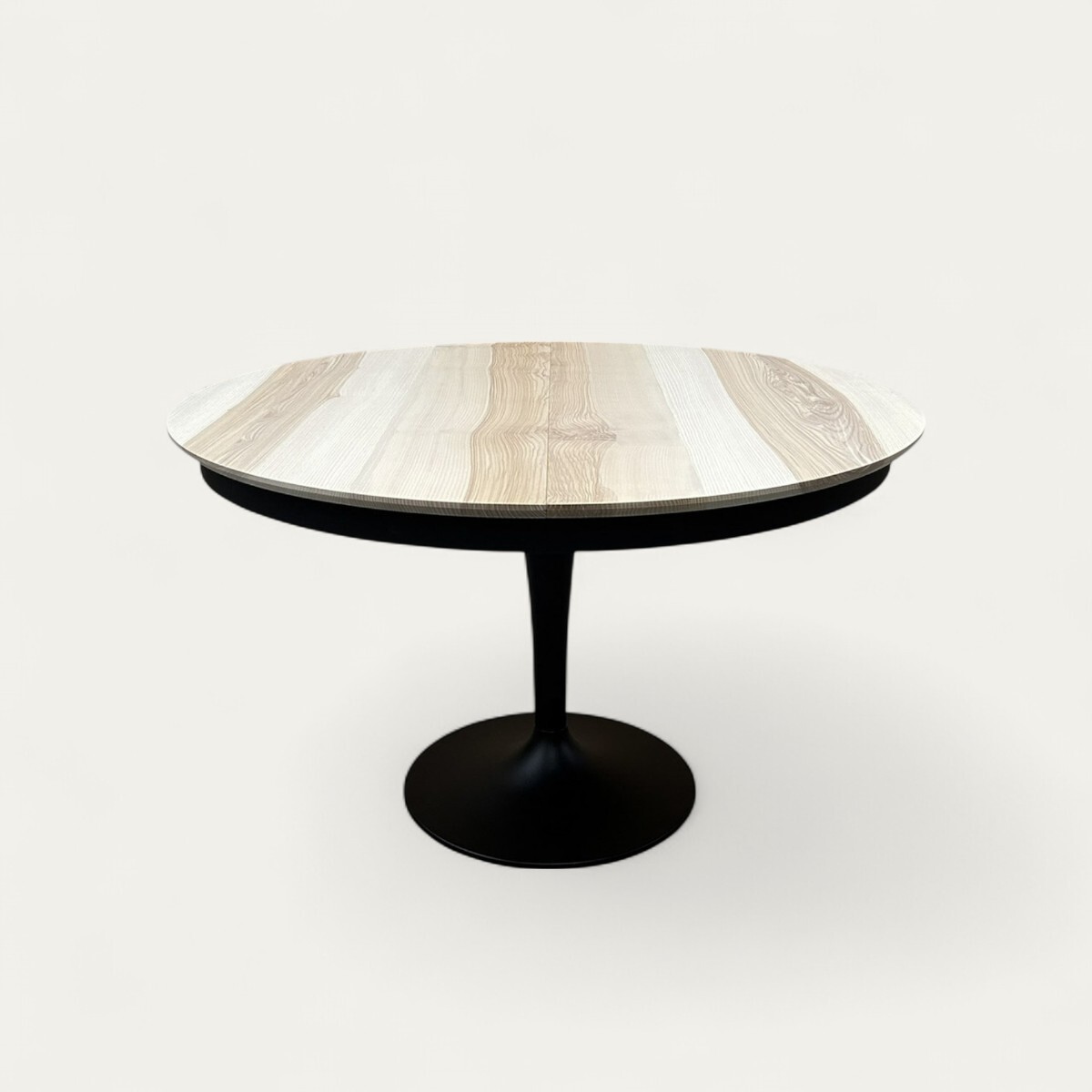 B1930_Table ronde bridge pied tulipe 1 allonge papillon frêne olivier sur mesure made in bretagne