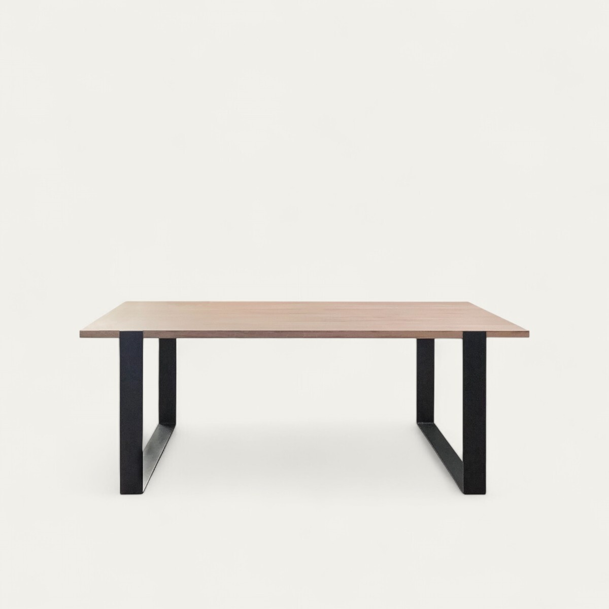 table rectangulaire chant droit chêne blanchi pied métal en U