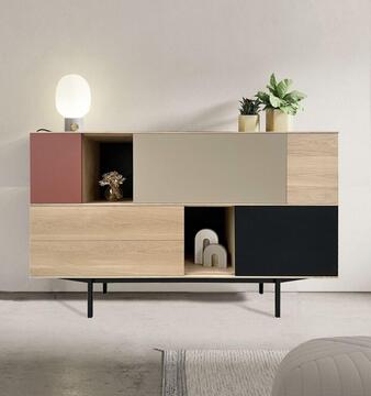 Vaisselier Slim chêne banchi et laqué sienne terracotta pied métal bateau noir